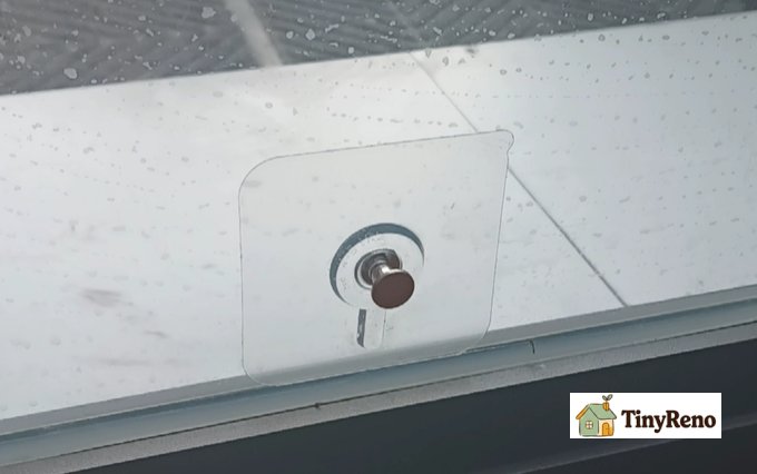 most suitable for sticking on glass